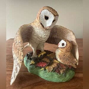 Vintage Autumn Barn Owl 5" Sculpture Hamilton Collection Figurine
